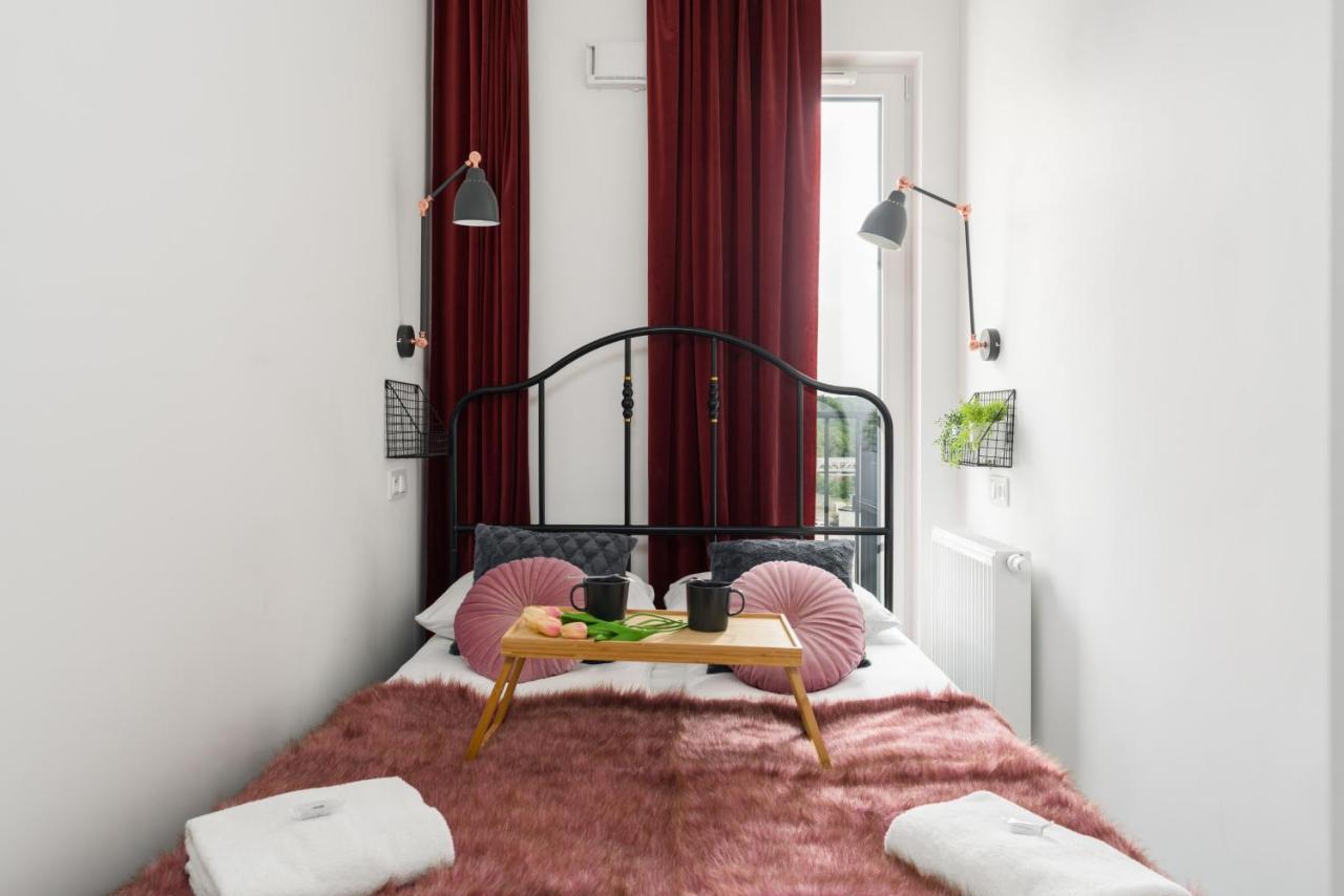Esencja Apartments With Free Parking Garbary 104 By Noclegi Renters Poznan Ngoại thất bức ảnh