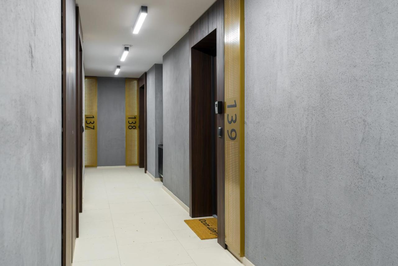 Esencja Apartments With Free Parking Garbary 104 By Noclegi Renters Poznan Ngoại thất bức ảnh