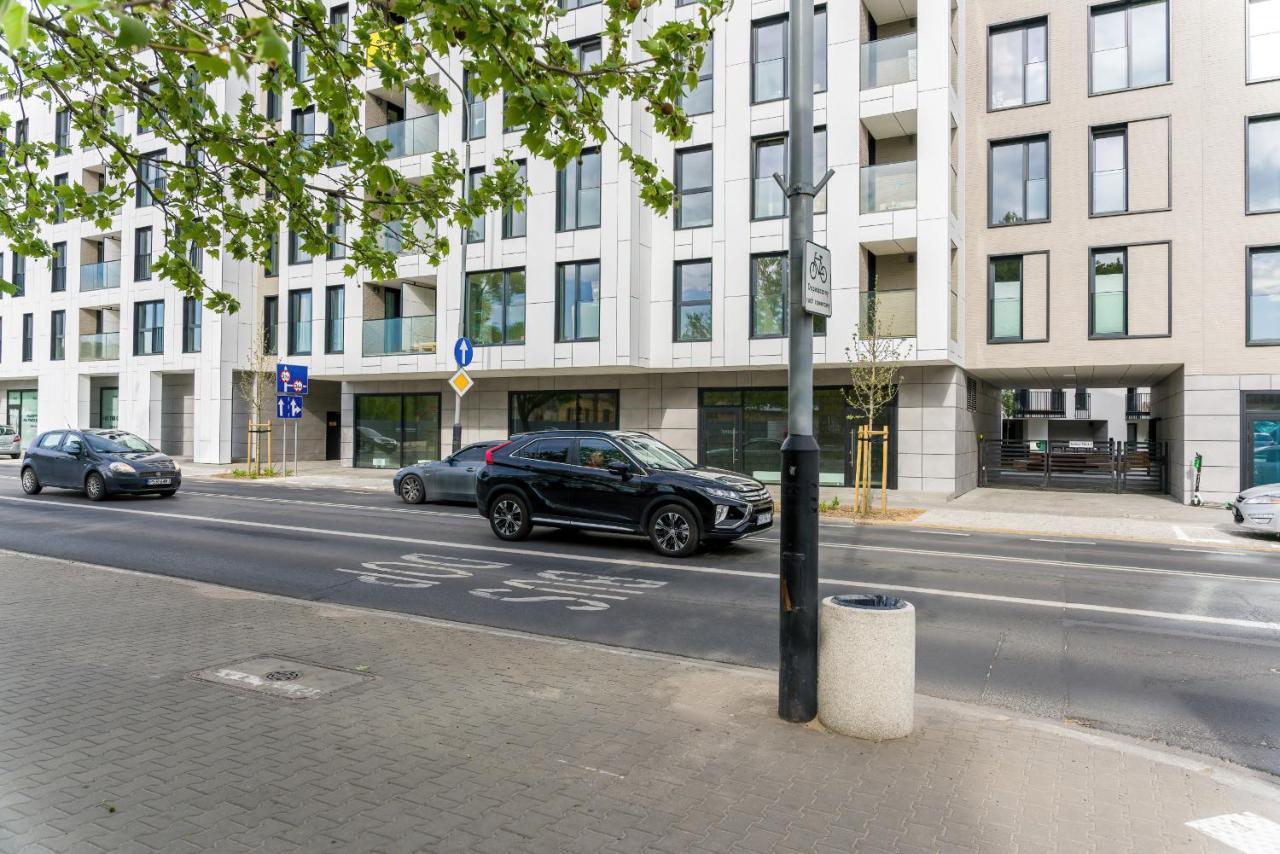 Esencja Apartments With Free Parking Garbary 104 By Noclegi Renters Poznan Ngoại thất bức ảnh