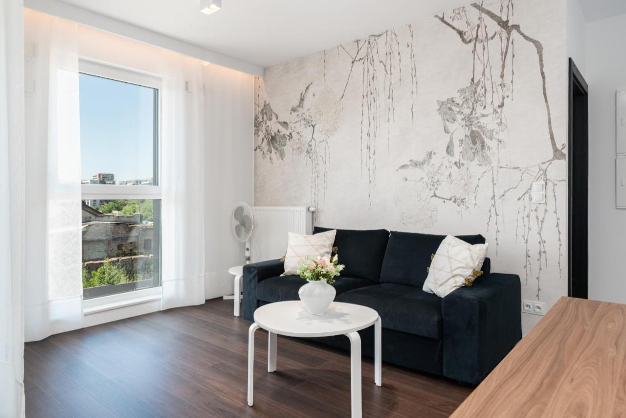 Esencja Apartments With Free Parking Garbary 104 By Noclegi Renters Poznan Ngoại thất bức ảnh