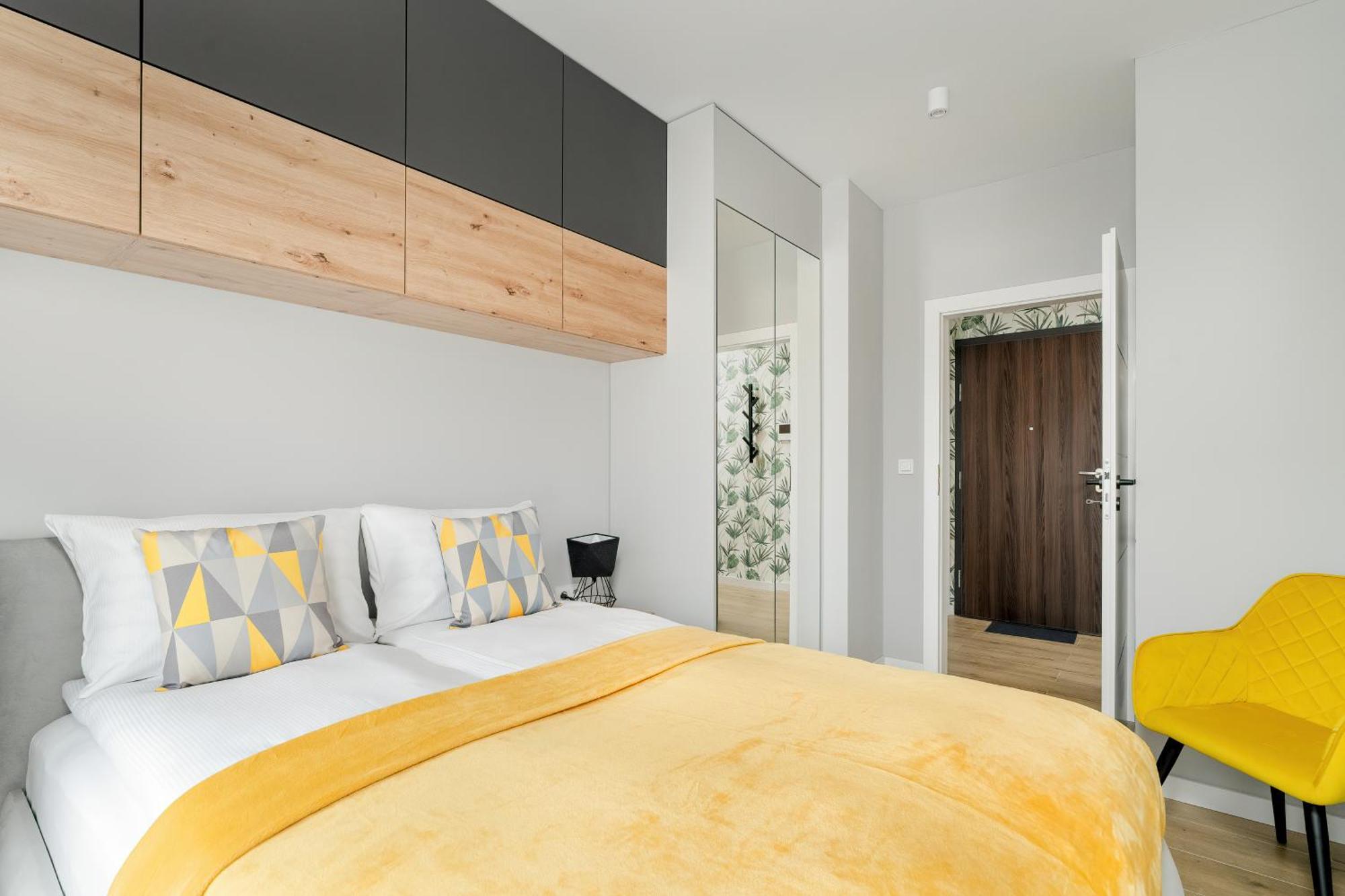 Esencja Apartments With Free Parking Garbary 104 By Noclegi Renters Poznan Ngoại thất bức ảnh